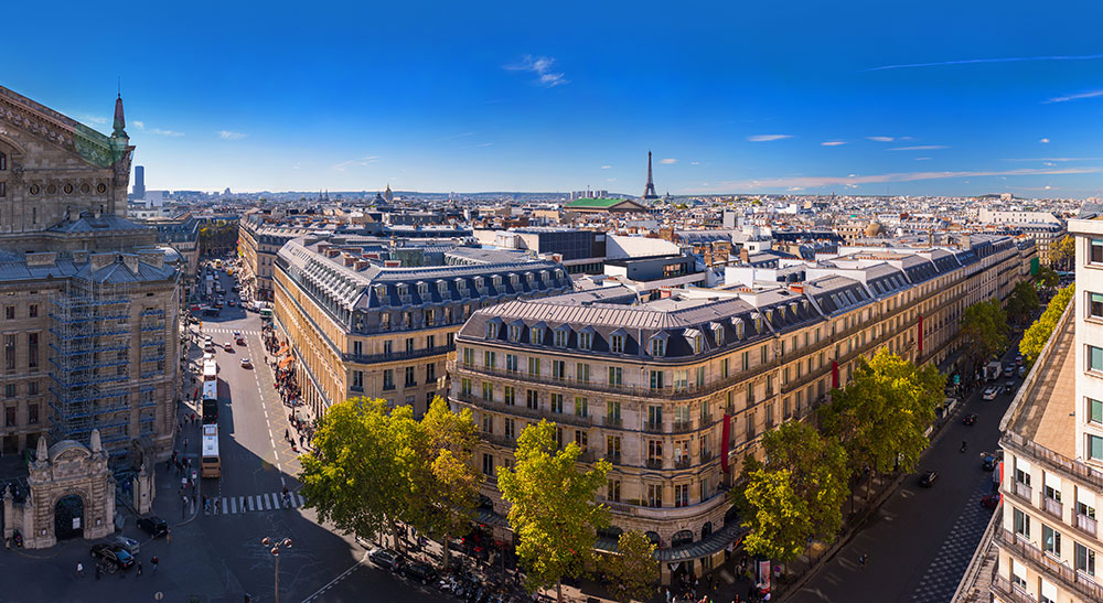 Paris (Frankreich) Ausblick von der Dachterasse der Galerie Lafayette