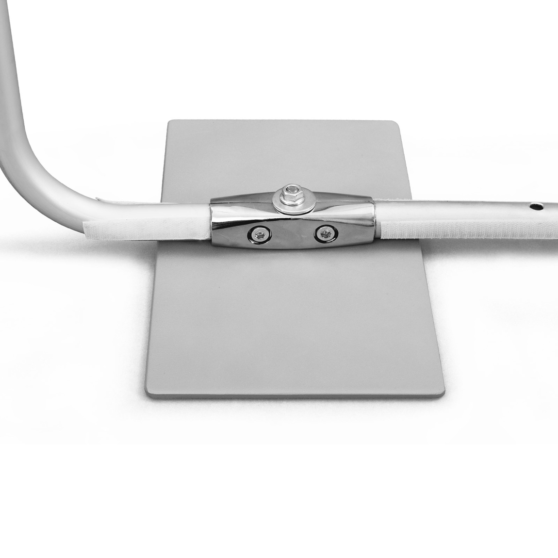 Display Wand Basic gebogen, Bodenplatte 18 x 30 cm