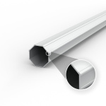 hochwertiges, höchst stabiles Achtkantprofil aus Aluminium  (ø 52 mm/1,5 mm)