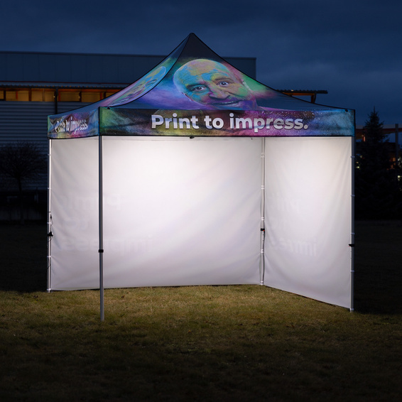 helle, gleichmäßige Ausleuchtung von Faltzelten