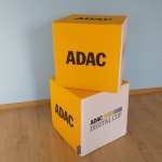 als Turm, Würfelwand oder Pyramide stapelbar