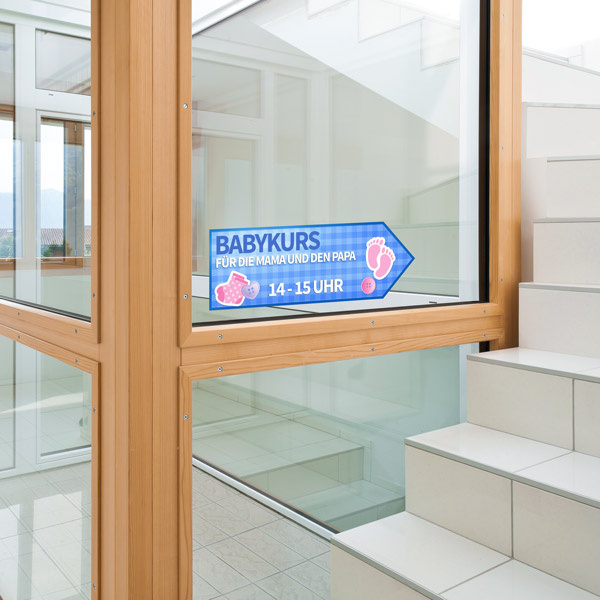 Haftfolie als Orientierungshilfe für Kunden und Gäste