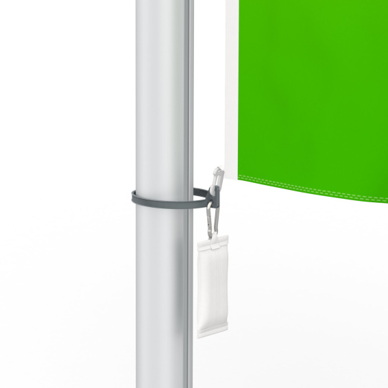 Hissfahne mit Fahnenführungsring und Kletterstoppgewicht