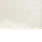 Volant mit farblich passendem Einfassband