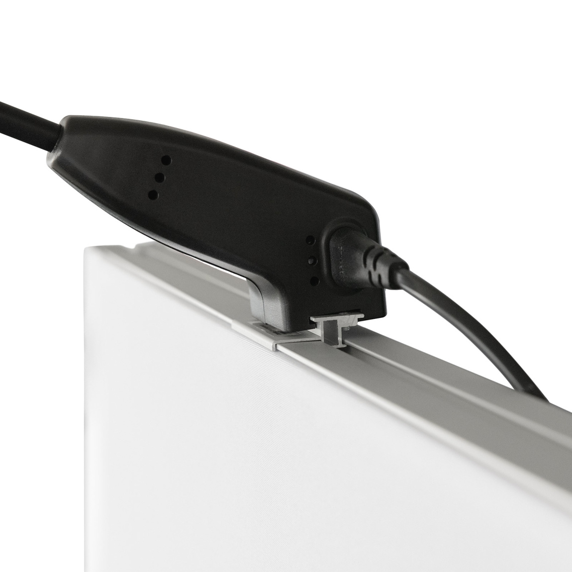 Befestigung Verbindungskabel an LED-Spot