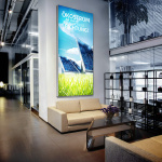 Leuchtkasten Q-Frame® LED für großformatige, häufig wechselnde  Motive