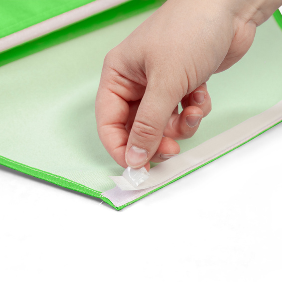 Doppelseitiges Klebeband auf der Rückseite des Klettbandes