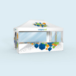 Wände: 1x mit zwei Fenstern, 2x mit Panoramafenster, 1x mit Tür mittig