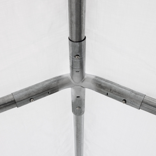 Dachverbinder: Klicksystem mit leichtgängigen Knopffedern