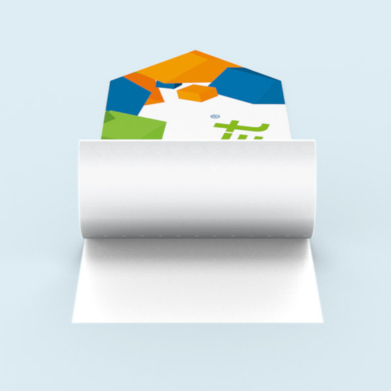 weiße Folie: Vorderseite mit Motiv, unbedruckte Flächen und Rückseite weiß