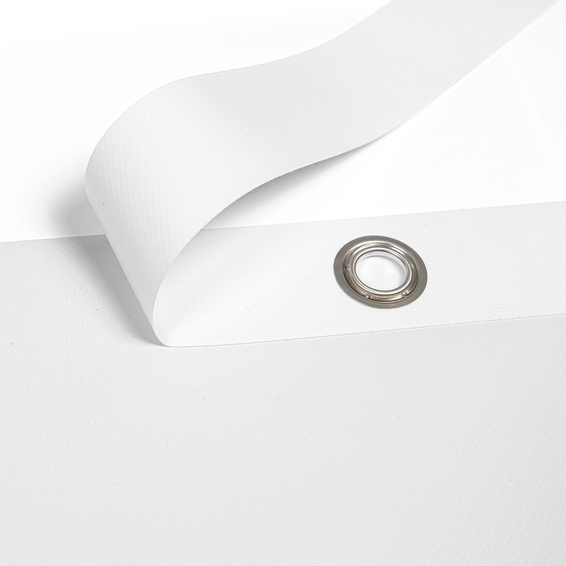 extra verschweißte Randverstärkung für Langlebigkeit; Metallöse ø 16 mm