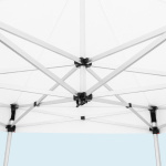 perfekt gespanntes Zeltdach durch verstellbare Dachspitze