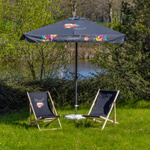 Perfekte Kombi in schwarz: Sonnenschirm 300 x 300 cm und Liegestuhl mit partiellem DTF-Druck oder einfarbig