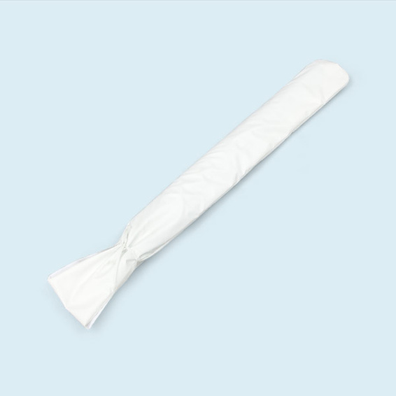 Kleinschirm, verpackt in einer Schutzhülle