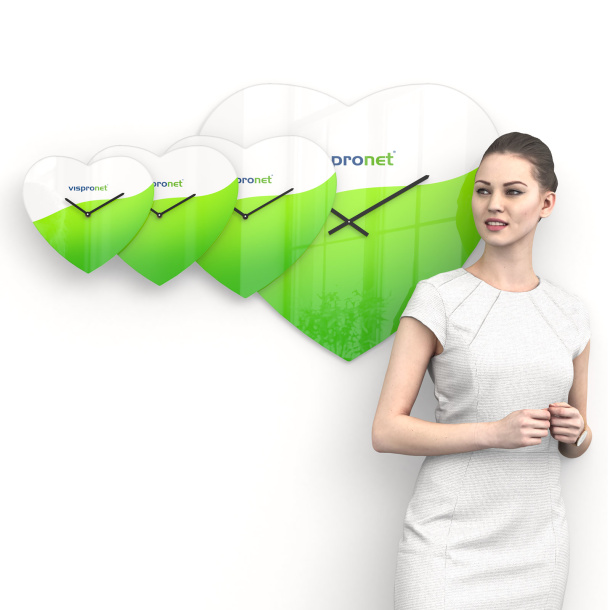 Wanduhren, Größen: 28x25 cm, 33x30 cm, 39x35 cm, 67x60 cm