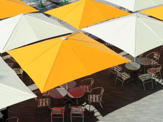Gastro Sonnenschirm quadratisch, ohne Volant